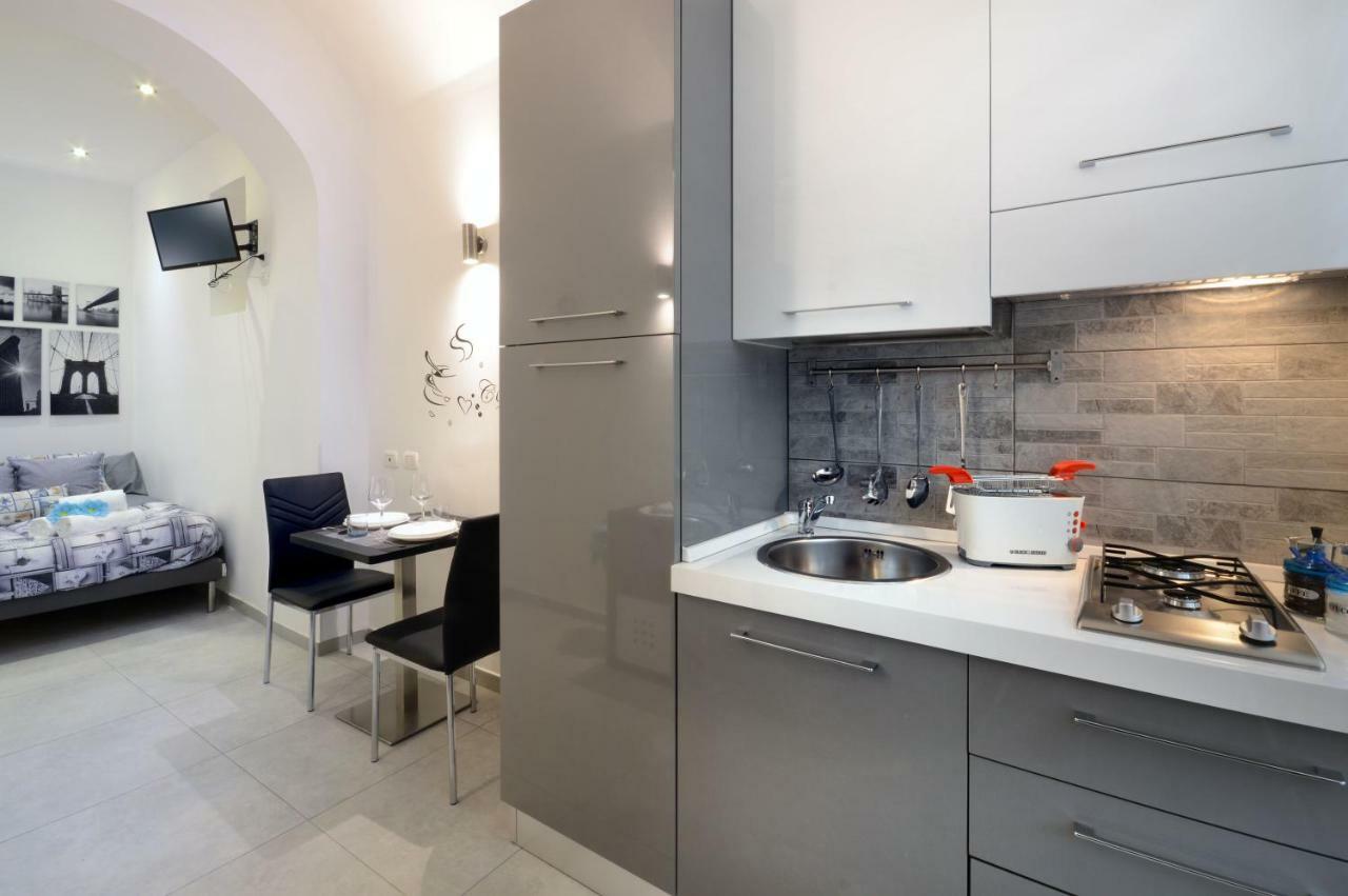 Alexandra Exclusive Apartment Neapel Exterior foto